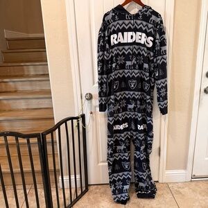 NFL Team Apparel Black and white Unisex 2XL pajamas